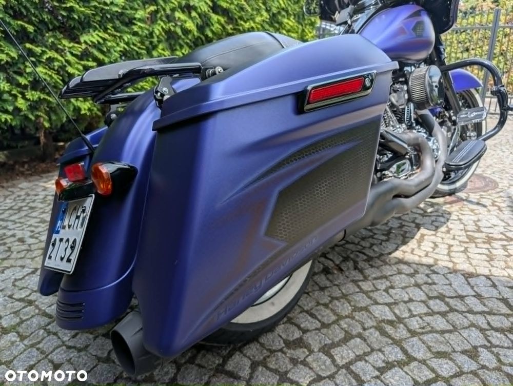 Harley-Davidson Touring Street Glide - 12