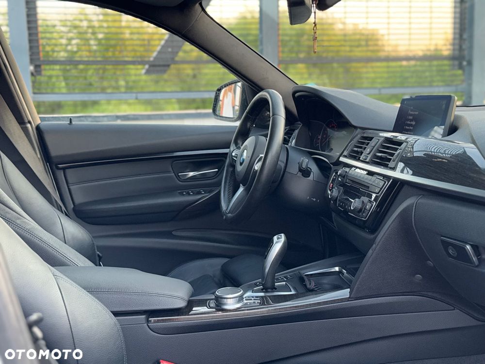 BMW Seria 3 - 32