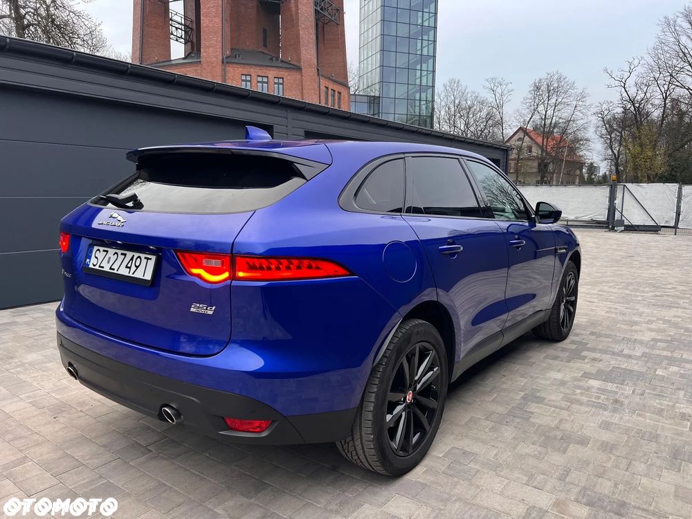 Jaguar F-Pace 25d AWD Portfolio - 21