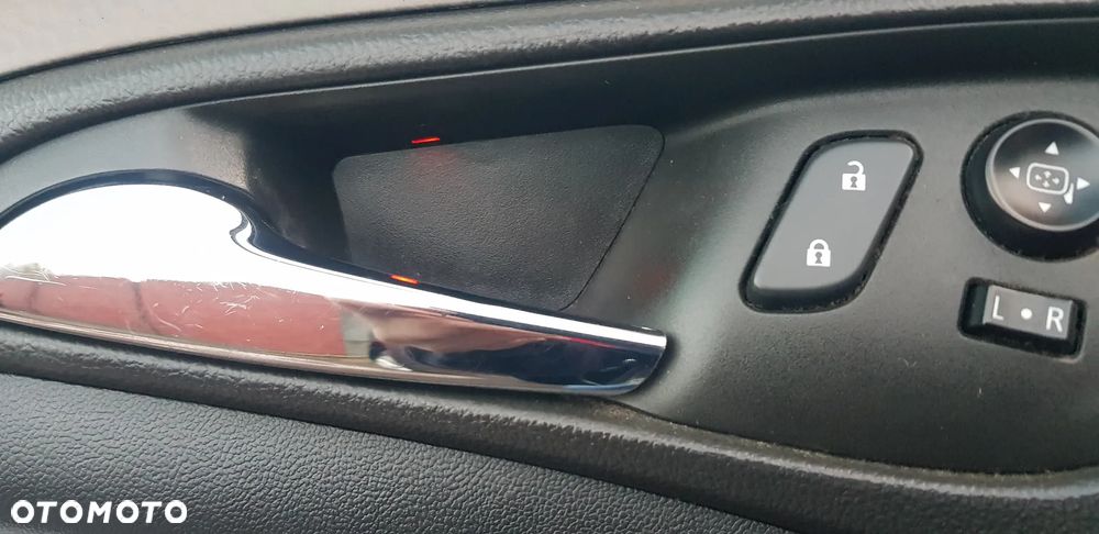 Opel Insignia 2.0 CDTI EcoFLEX S&S - 10