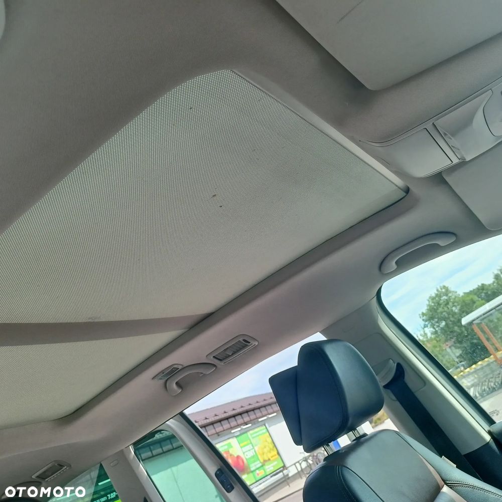 Volkswagen Sharan 2.0 TDI Highline DSG - 18