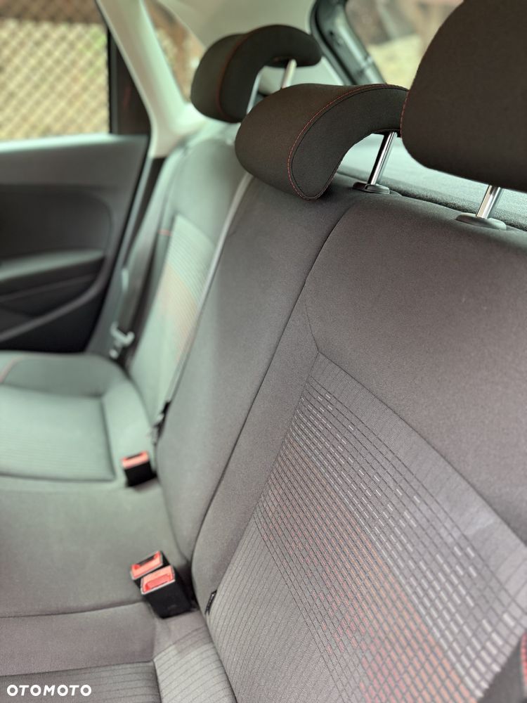 Volkswagen Polo 1.4 TDI BMT Highline - 14