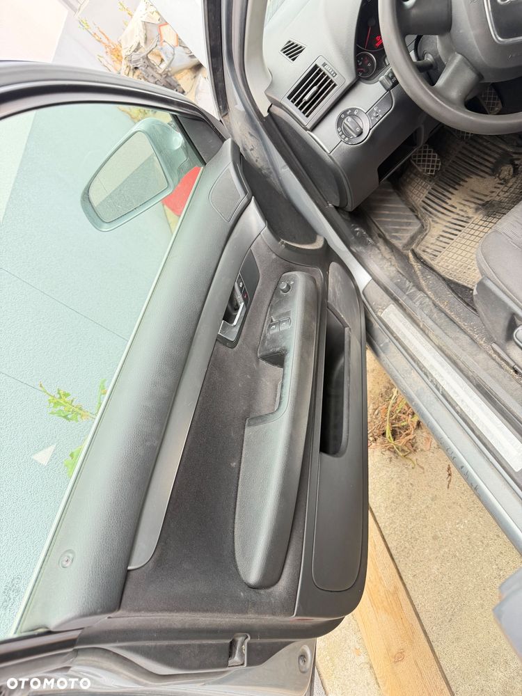 Audi A4 B7 2.0 B+Gaz 2005r cała lub na części - 13
