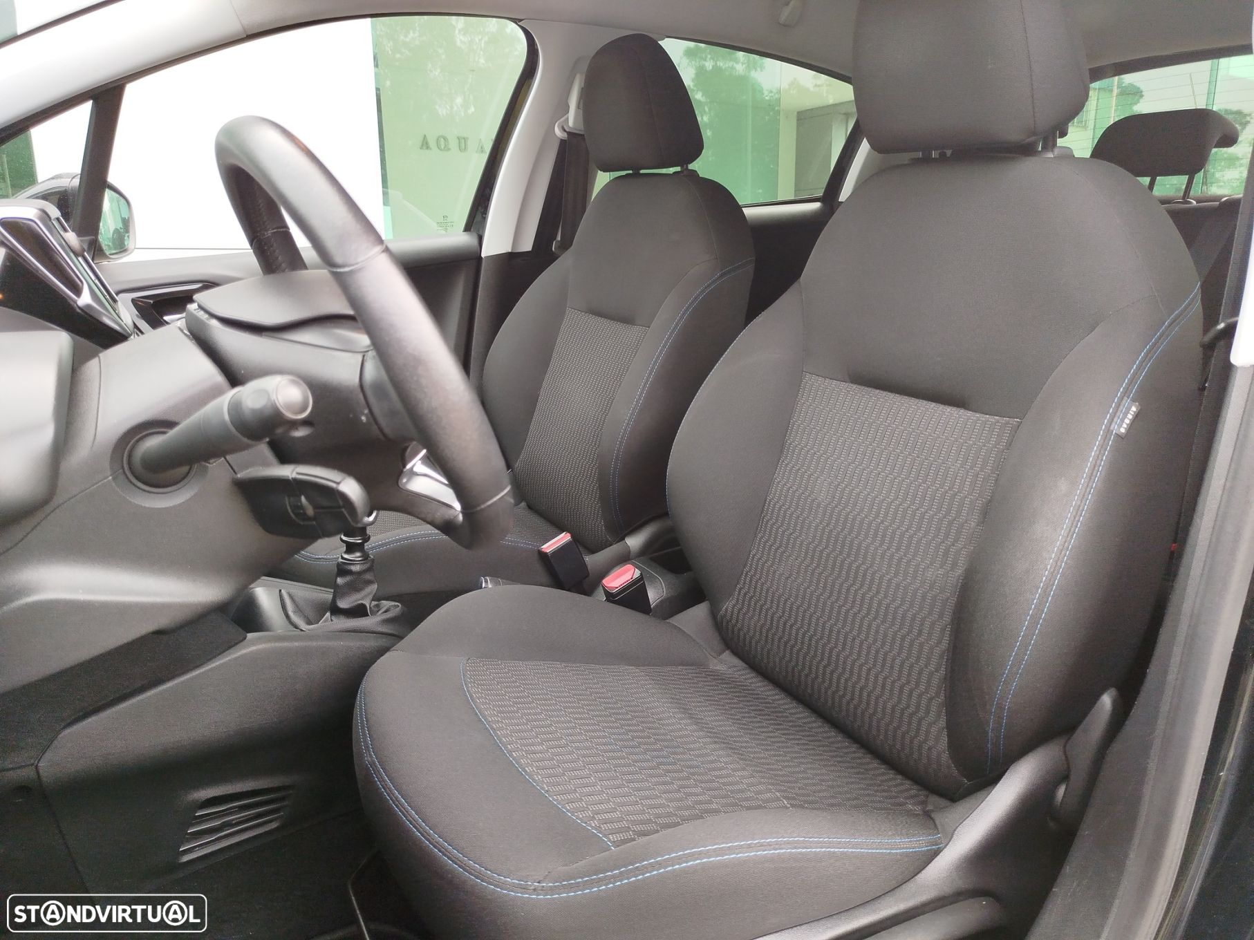 Peugeot 208 1.5 BlueHDi Signature - 13
