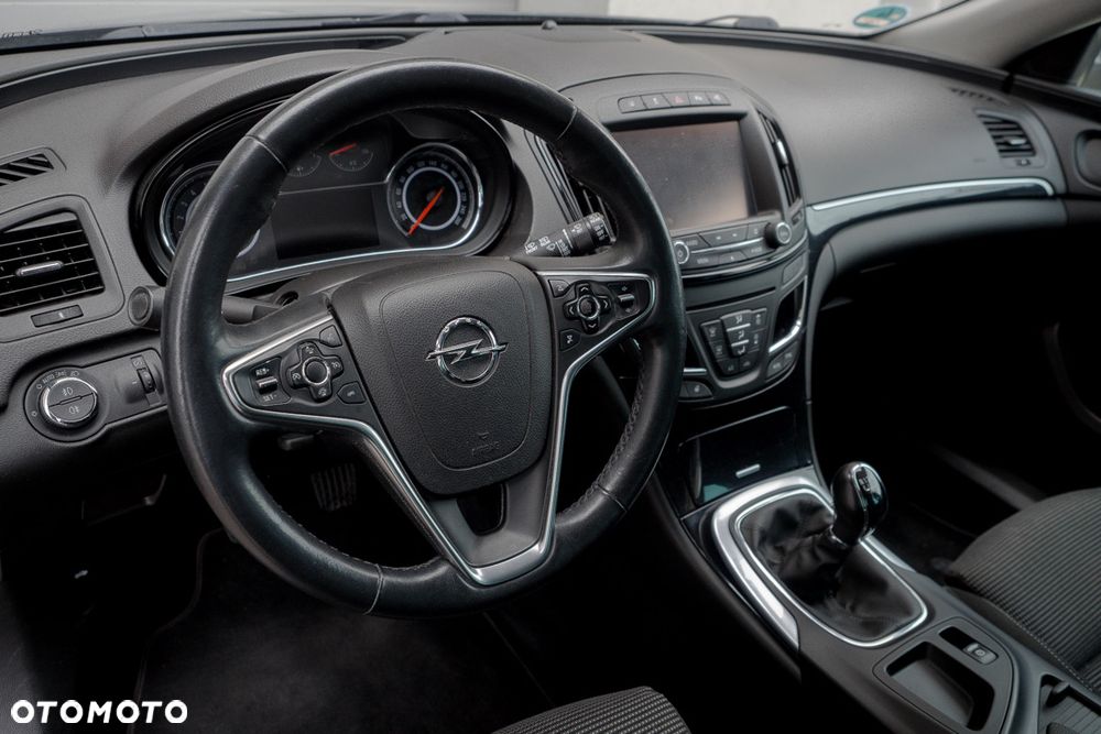 Opel Insignia 1.4 T Cosmo S&S - 16