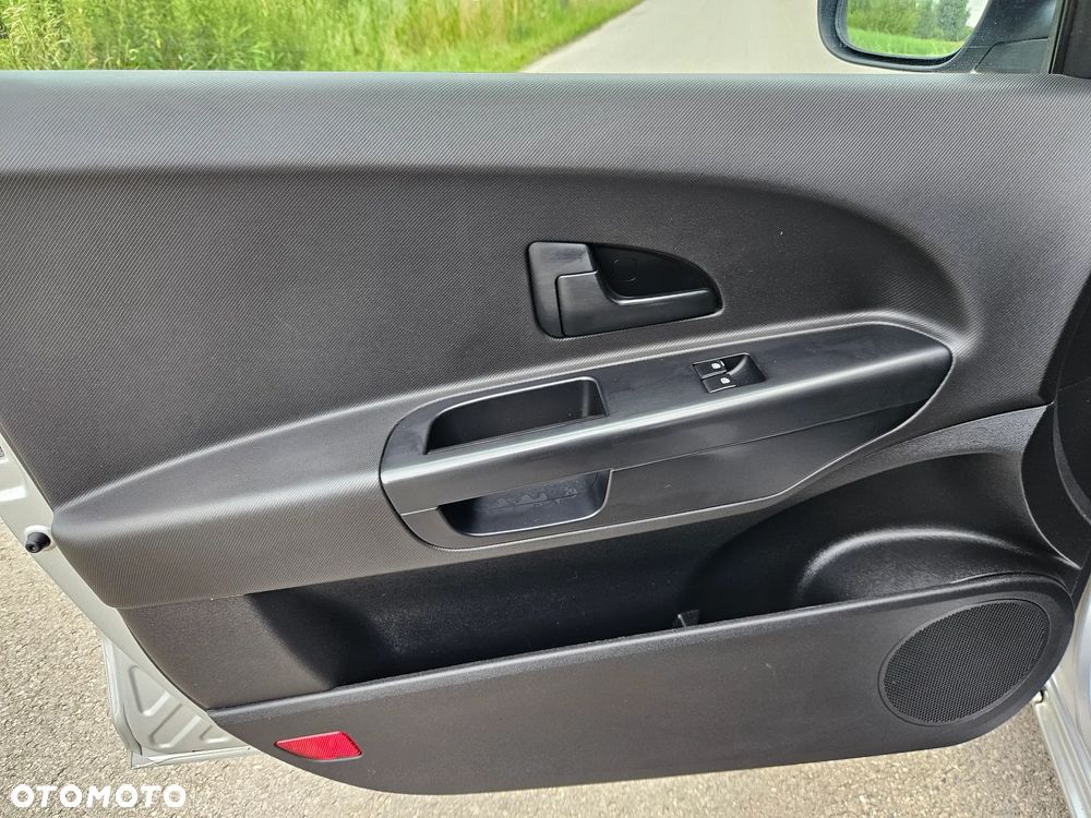 Kia Ceed 1.4 CVVT Attract - 17