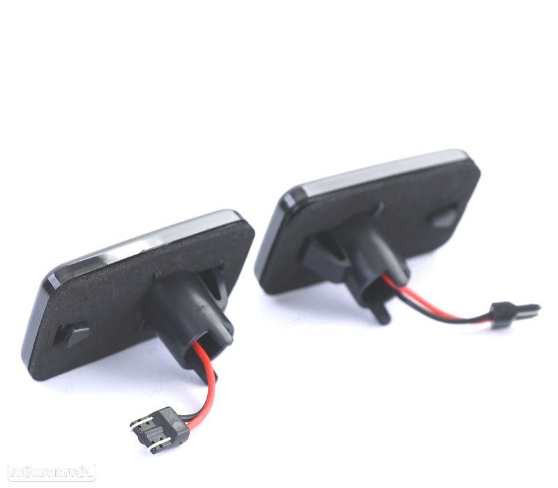 PISCAS LATERAIS VOLKSWAGEN VW PARA AUDI LED PRETO FUMADO - 2