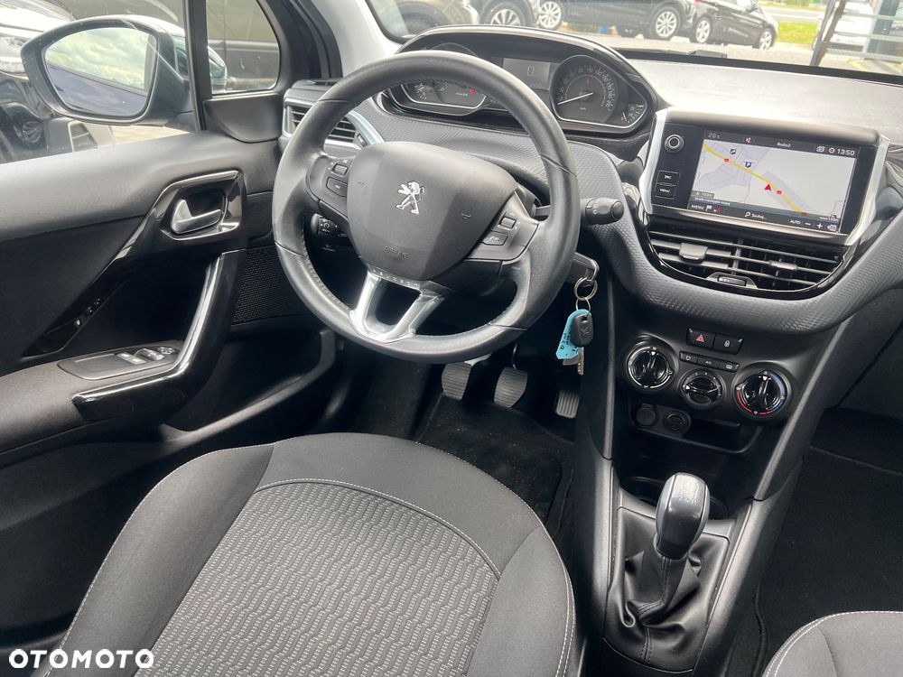 Peugeot 208 PureTech 100 Active Pack - 17