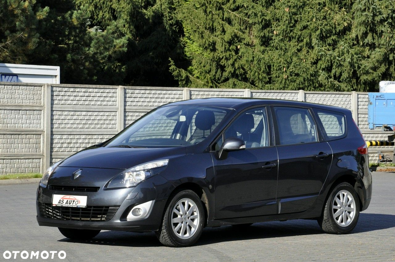Renault Grand Scenic - 21
