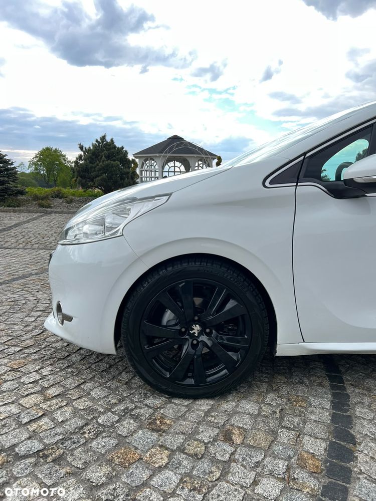 Peugeot 208 1.6 e-HDi Allure STT - 3