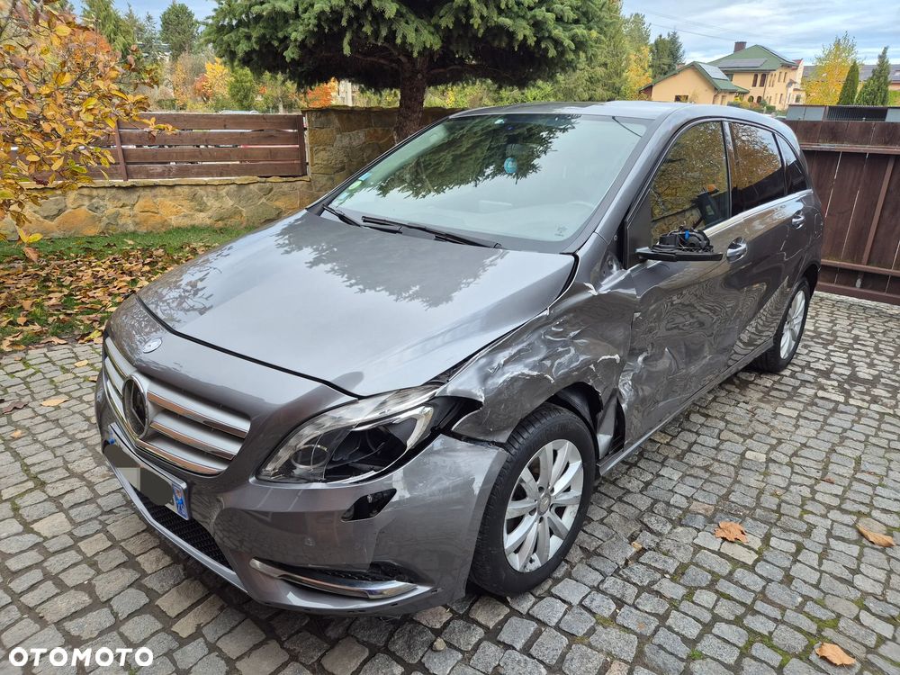 Mercedes-Benz Klasa B 180 d 7G-DCT Edition - 24