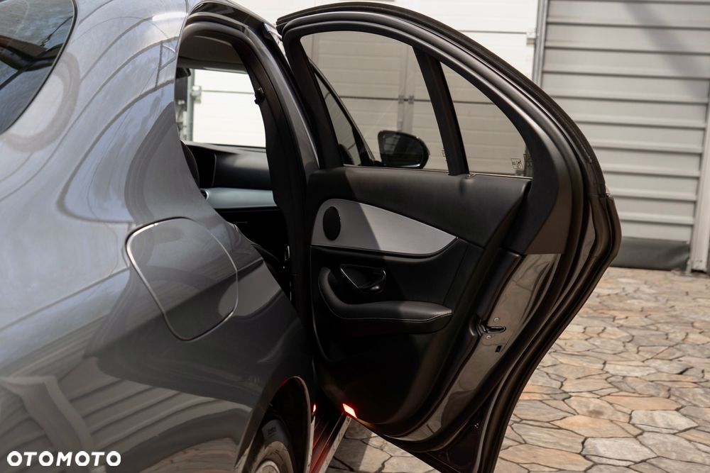 Mercedes-Benz Klasa E - 20