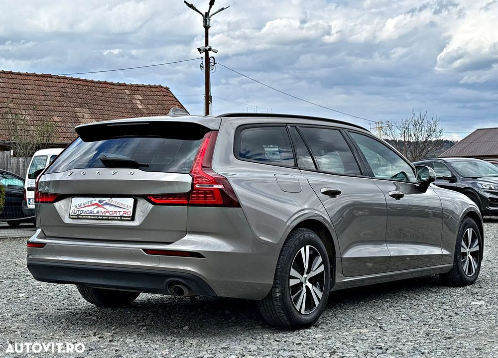 Volvo V60 D3 Geartronic Momentum - 36