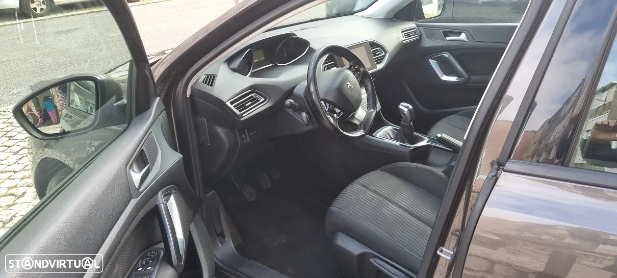 Peugeot 308 SW BlueHDi 100 Stop & Start Access - 11