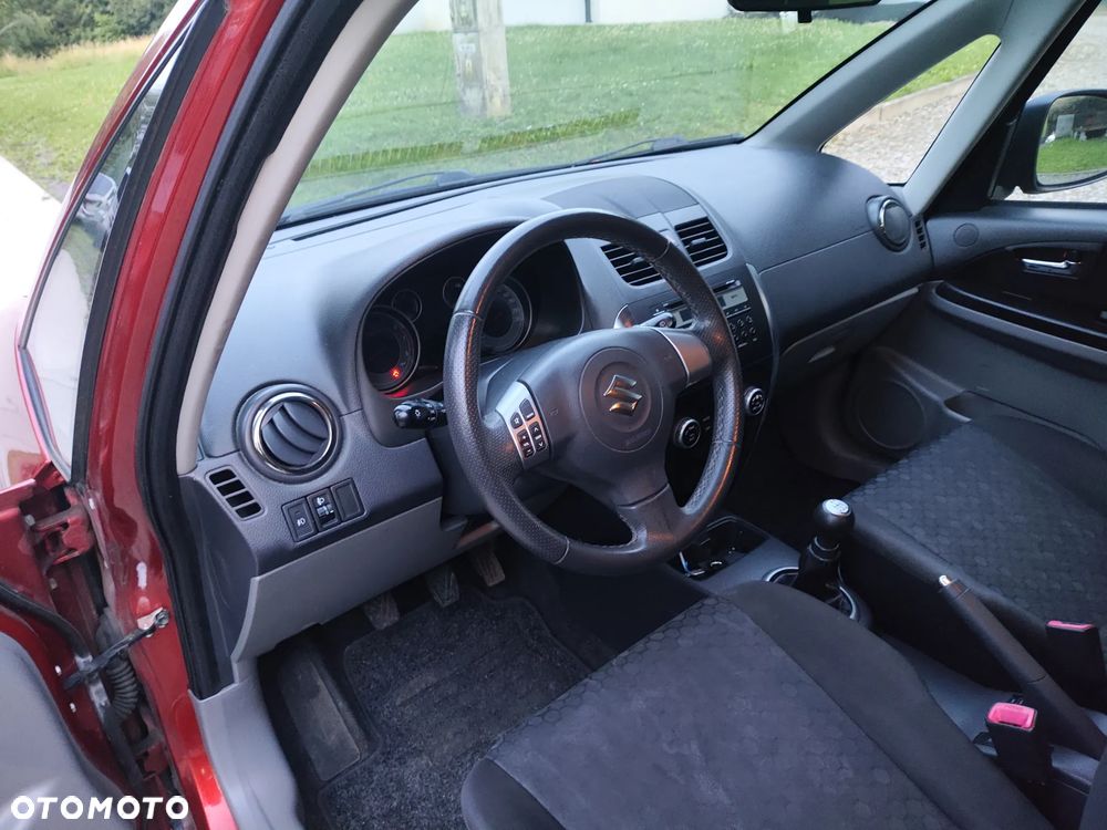 Suzuki SX4 1.6 Premium 4WD - 14