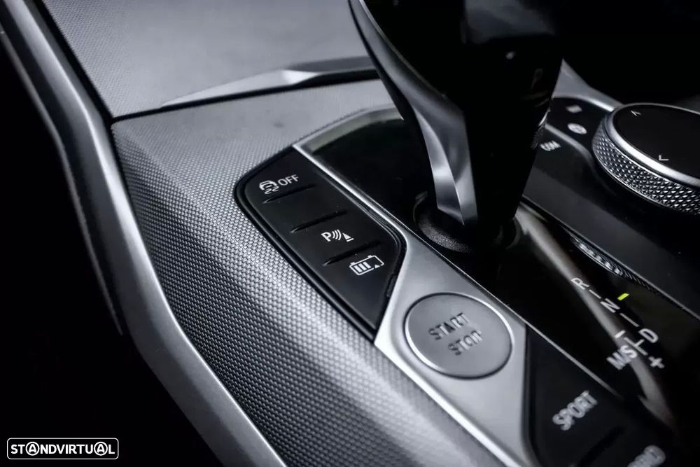 BMW 330 e Line Luxury Auto - 20