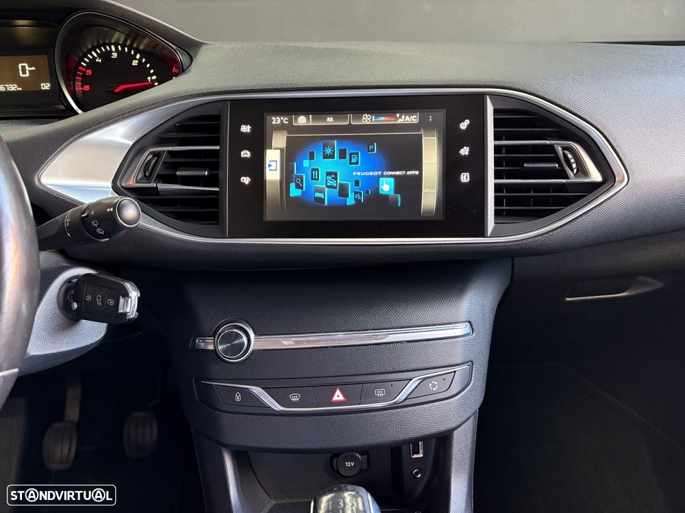 Peugeot 308 1.6 HDi Active - 11