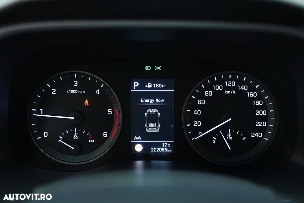 Hyundai Tucson 1.6 CRDi 48V-Hybrid 2WD DCT Select - 26