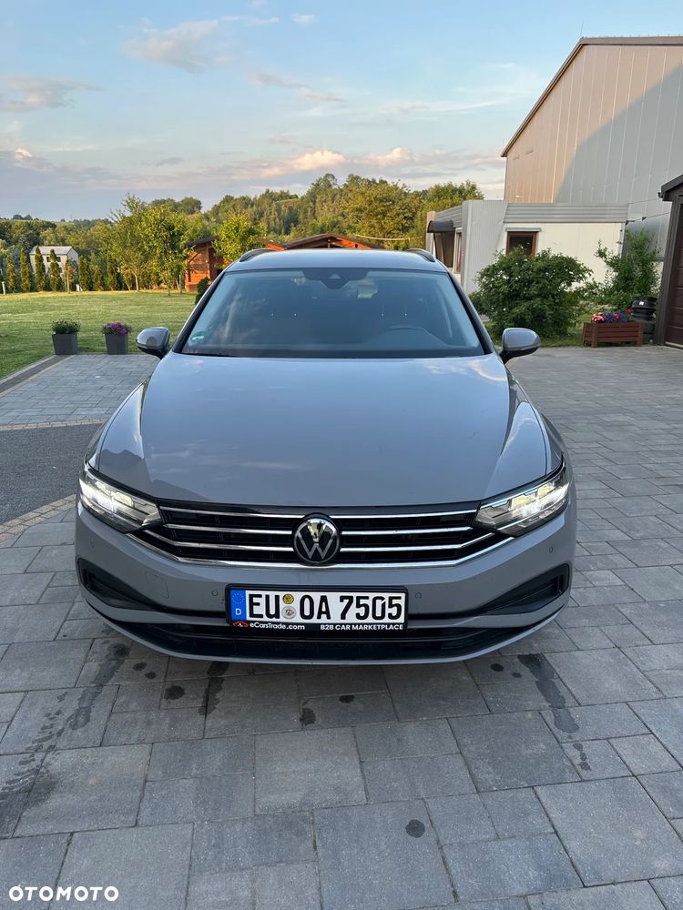 Volkswagen Passat 2.0 TDI (BlueMotion Technology) DSG Comfortline - 2