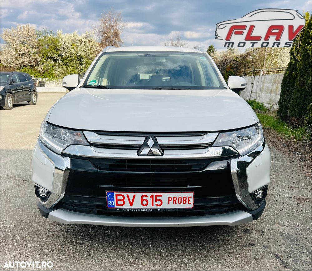 Mitsubishi Outlander 2.2 DI-D 4WD Automatik Intense - 26