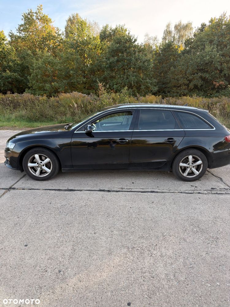 Audi A4 Avant - 11