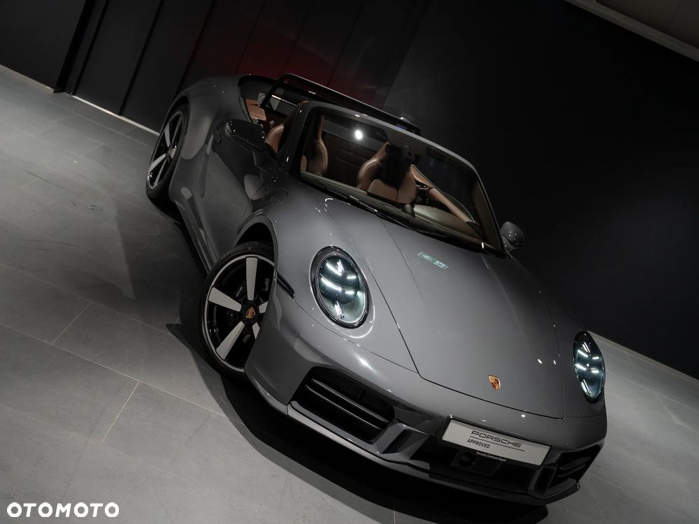 Porsche 911 - 18