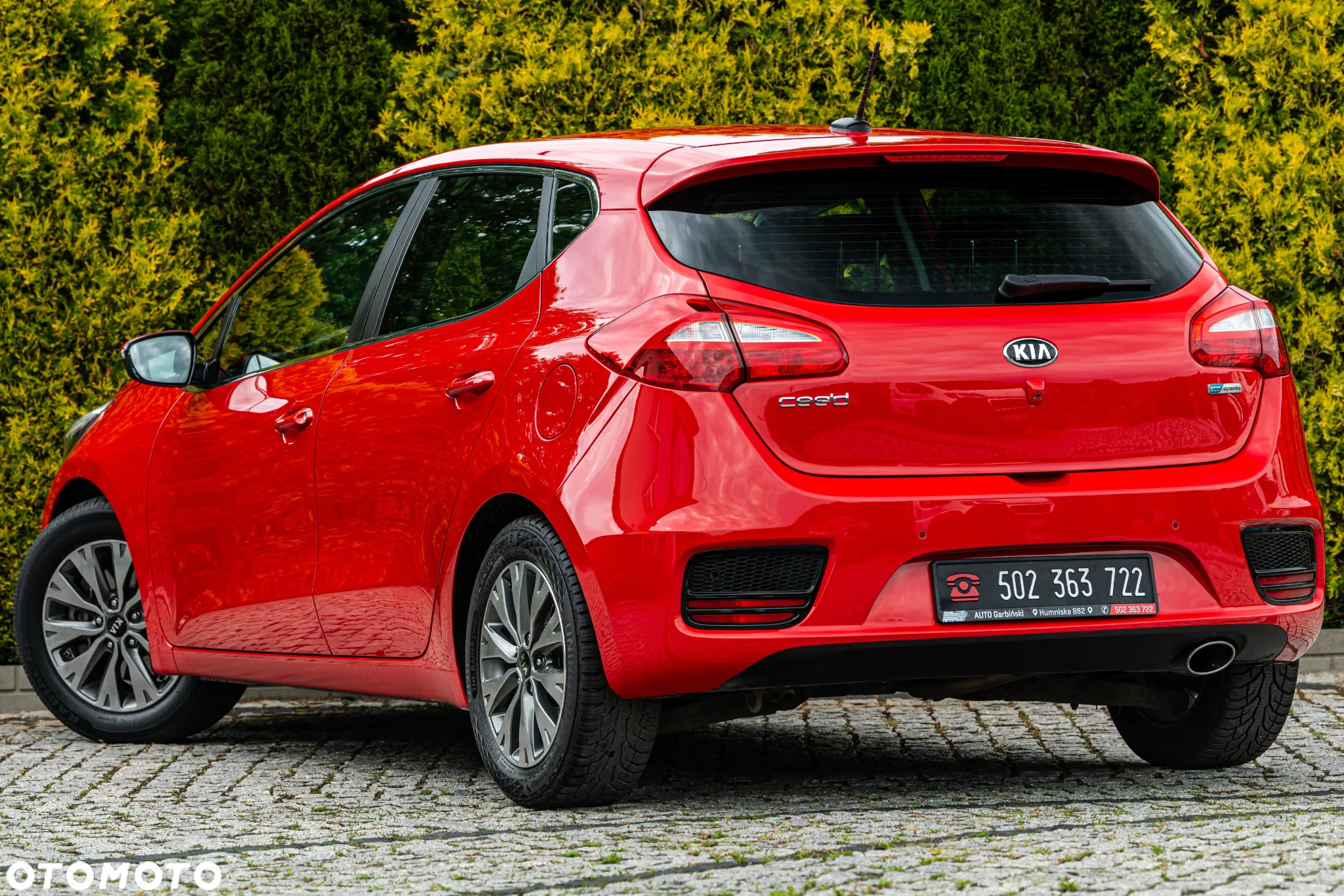 Kia Ceed 1.4 CVVT Dream-Team Edition - 4