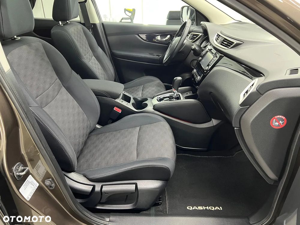 Nissan Qashqai - 10