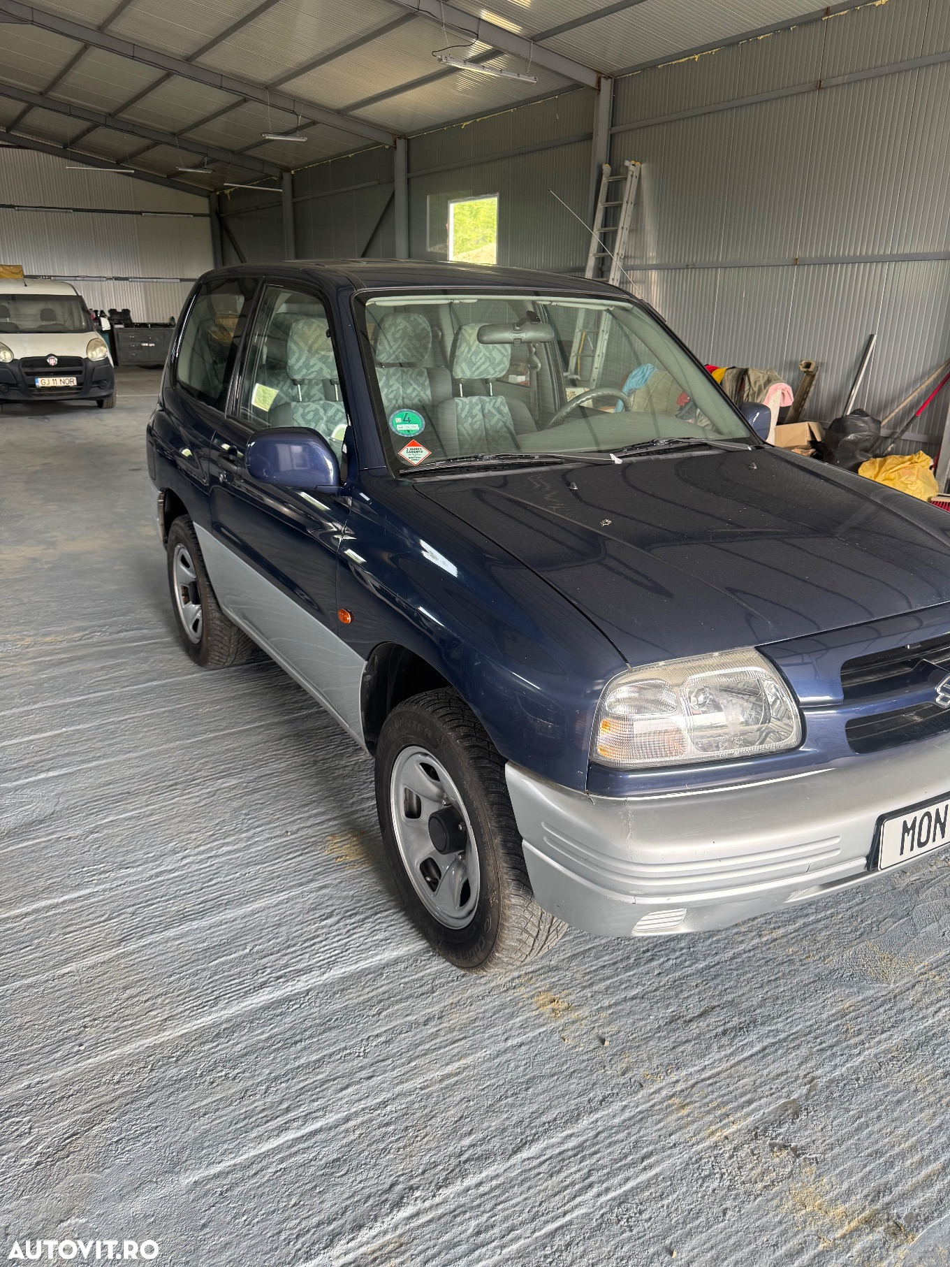 Suzuki Grand Vitara 2.0 - 6