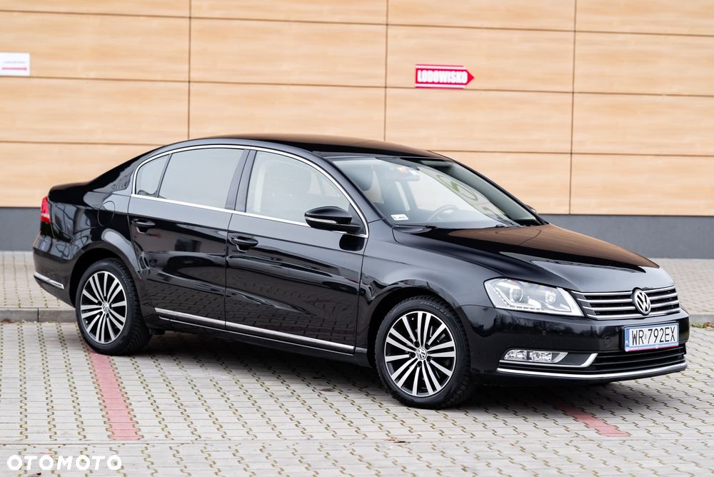 Volkswagen Passat - 13