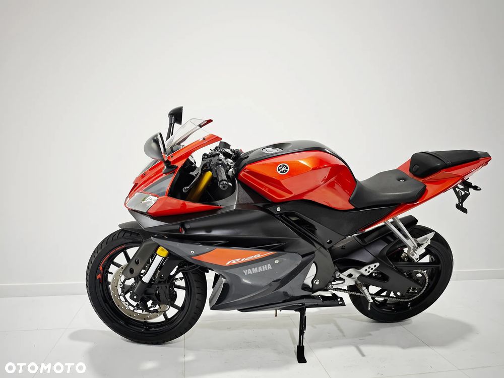 Yamaha YZF - 3