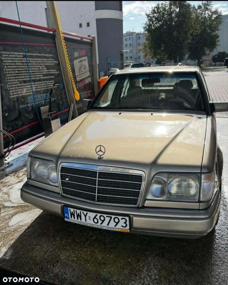 Mercedes-Benz Klasa E - 3