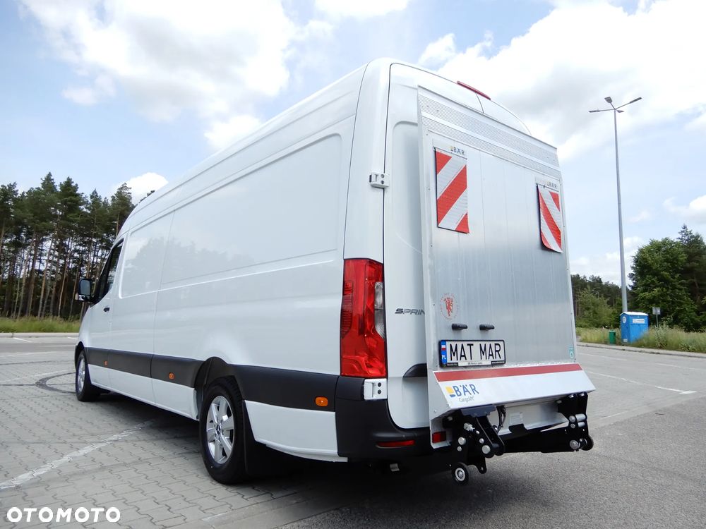 Mercedes-Benz SPRINTER 319 CDI 3.0 V6 190 KM Winda Załadowcza BÄR 600 Kg Udźwig Furgon Blaszak Maxi 4325 mm 1095 Kg Ładowności Wzmacniany Stan Jak Nowy UNIKAT MEGA OKAZJA POLECAM - 10