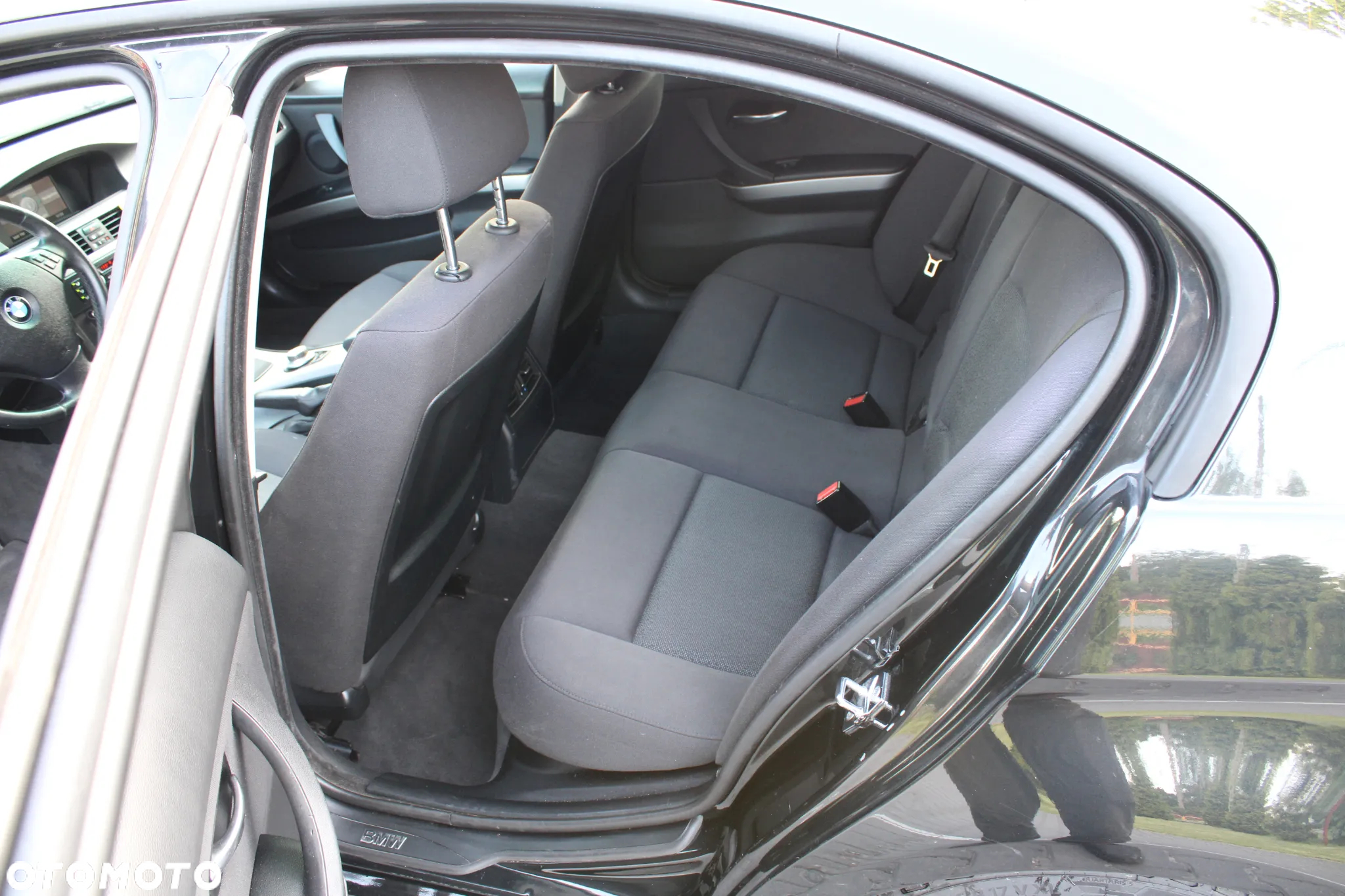BMW Seria 3 318i Edition Exclusive - 20