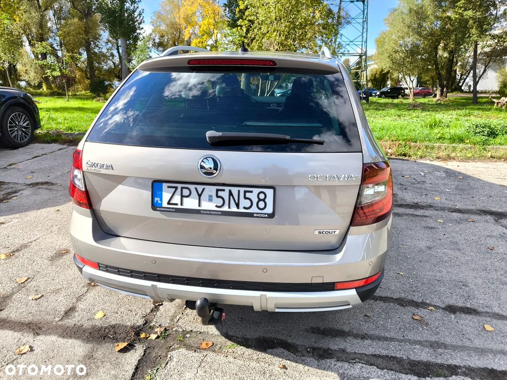Skoda Octavia ver-combi-2-0-tdi-dsg-4x4-scout - 6