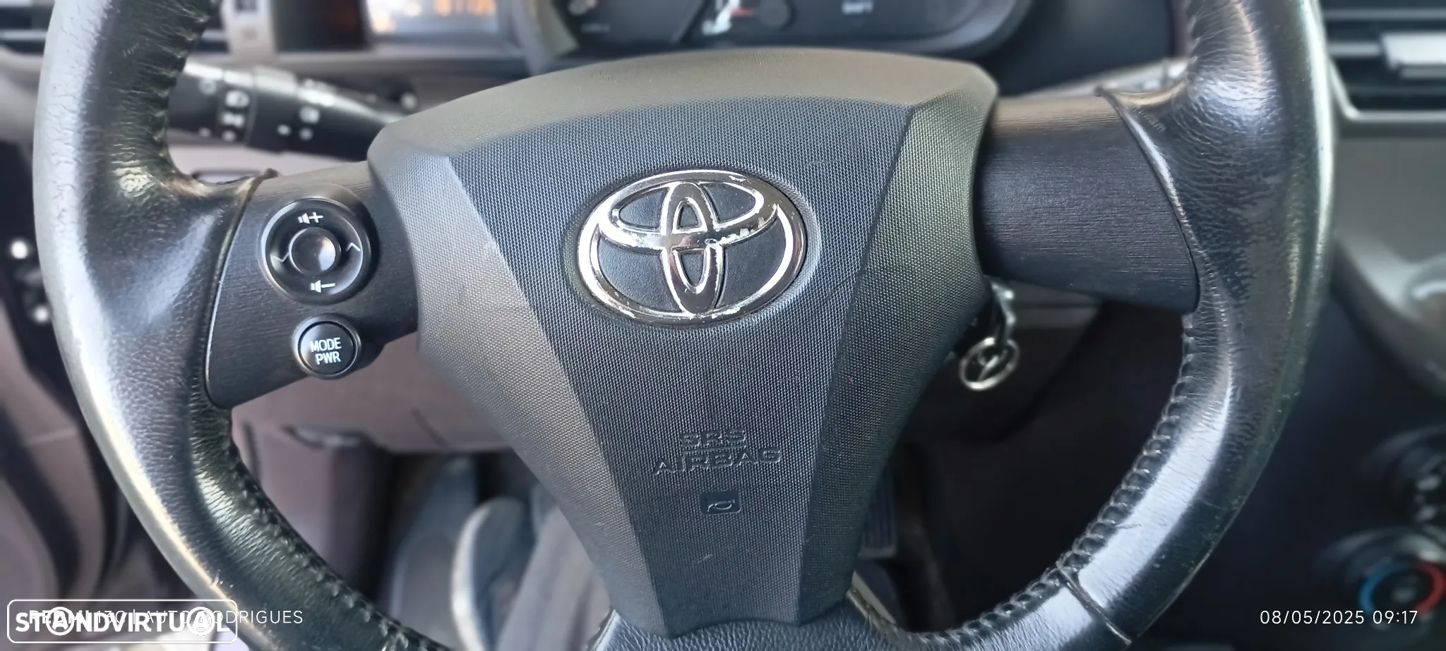 Toyota iQ 1.4 D-4D - 19