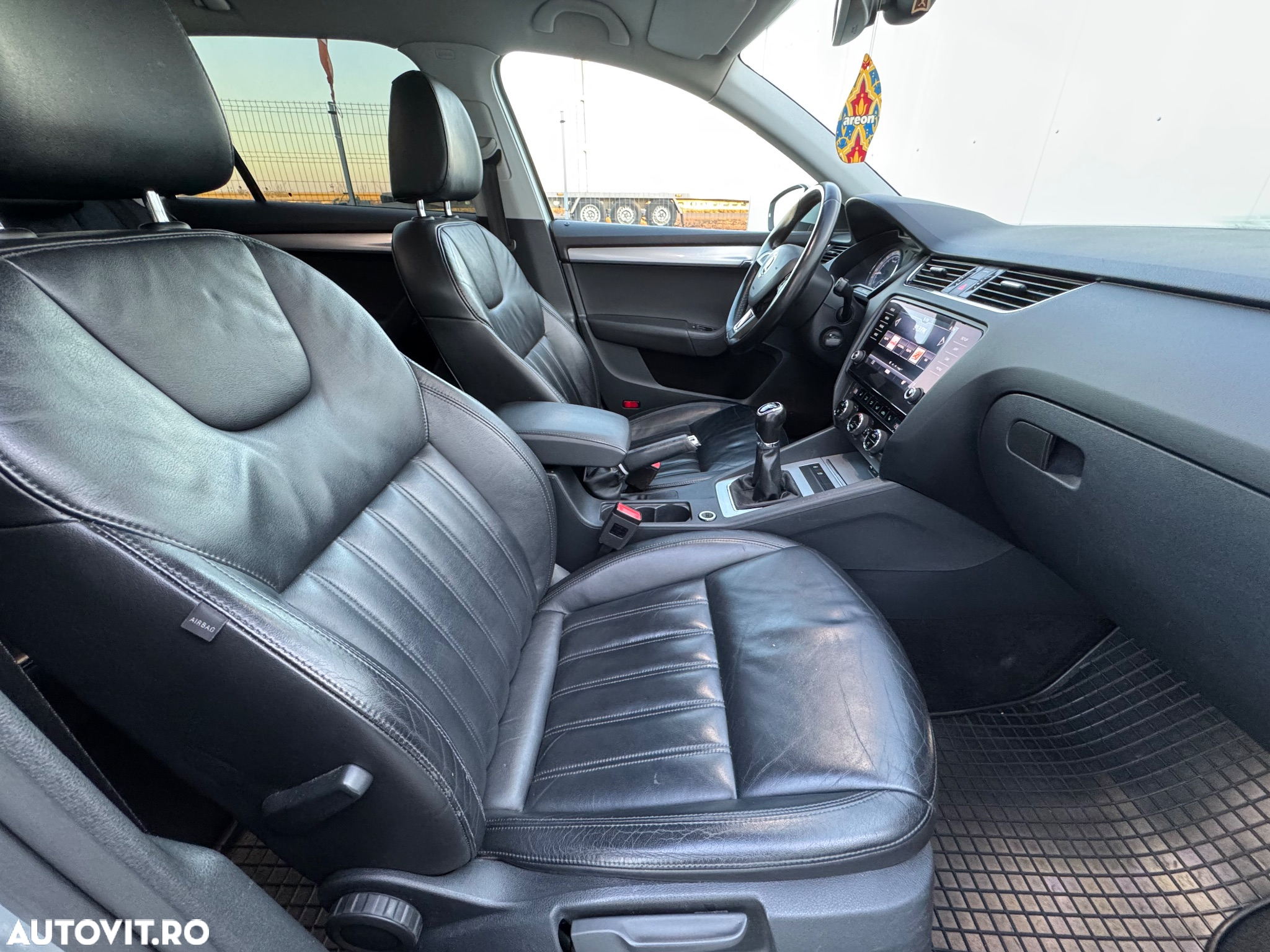 Skoda Octavia 1.6 TDI Ambition - 10