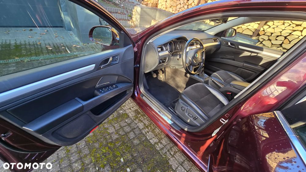 Skoda Superb 2.0 TDI Elegance - 22