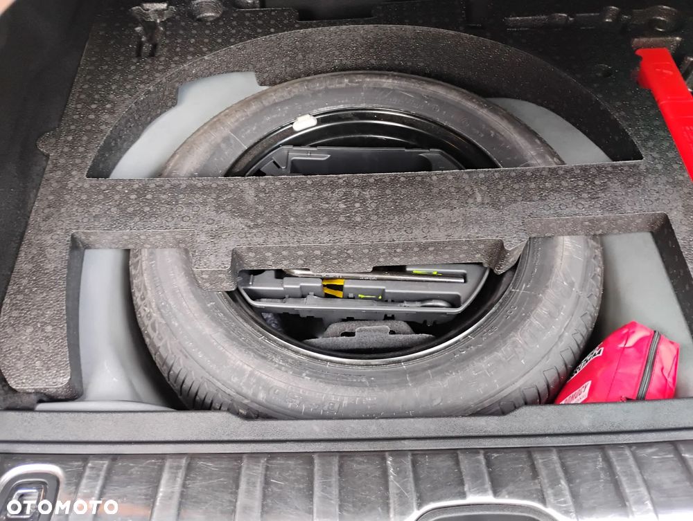 Peugeot 2008 e-HDi FAP 115 STOP & START Business-Line - 28