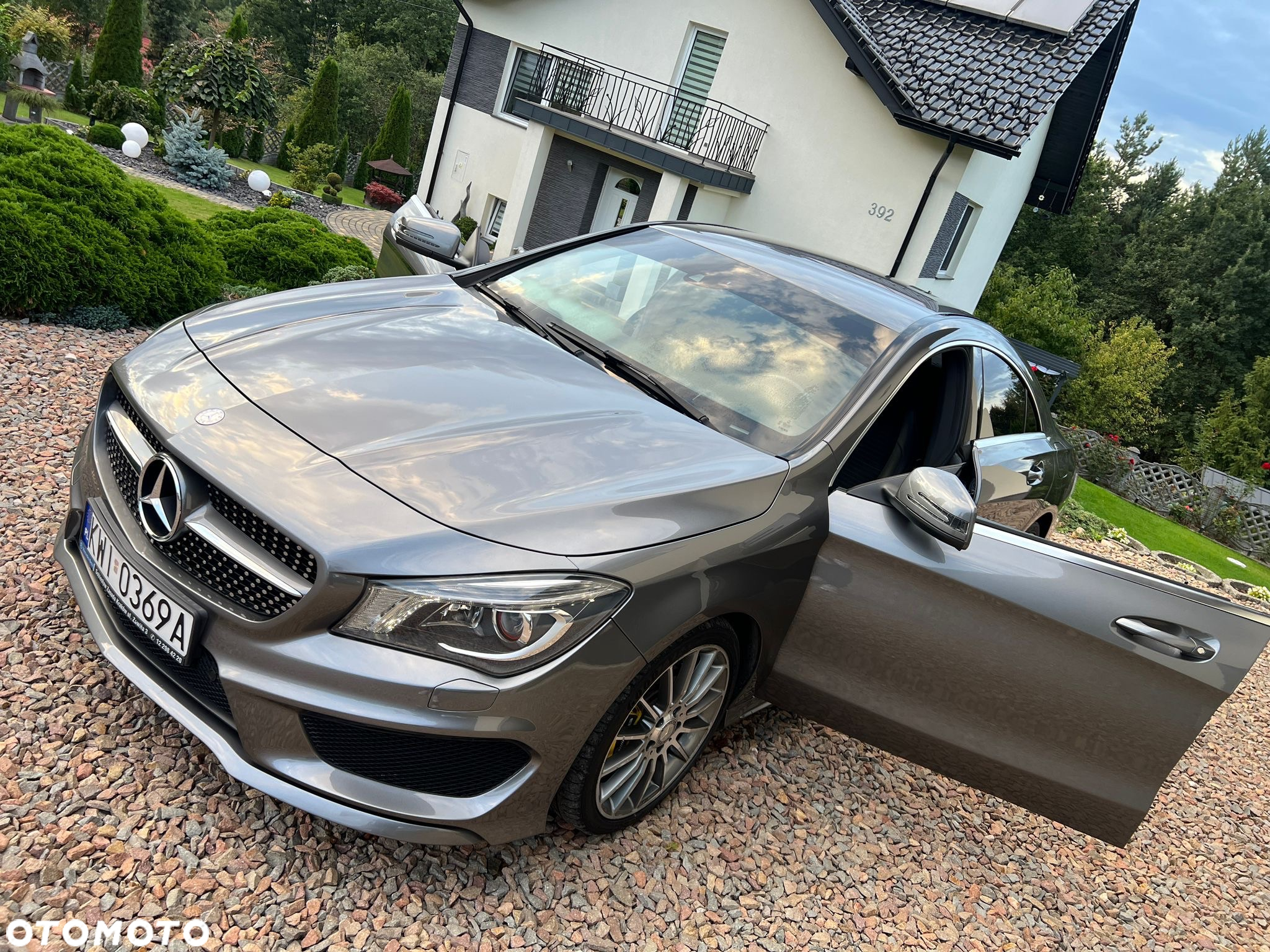 Mercedes-Benz CLA - 2
