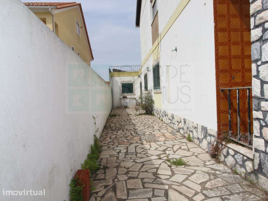 Andar de T3/T2 moradia Bi Familiar, em Alcochete - Grande imagem: 4/21