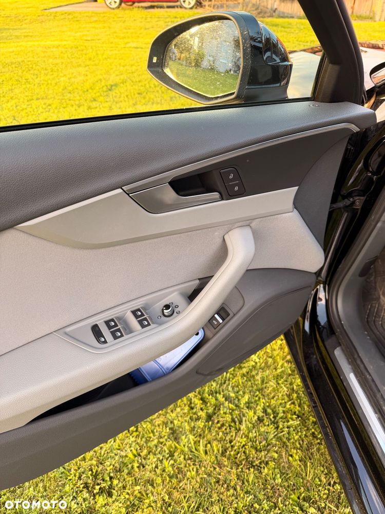 Audi A4 Limousine 35 TFSI - 11