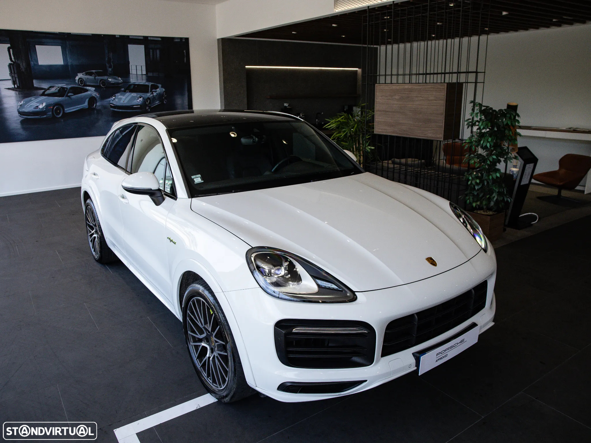 Porsche Cayenne Coupé E-Hybrid - 7