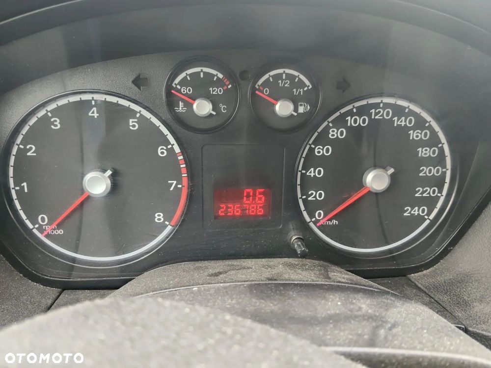 Ford Focus 1.6 Amber X - 15