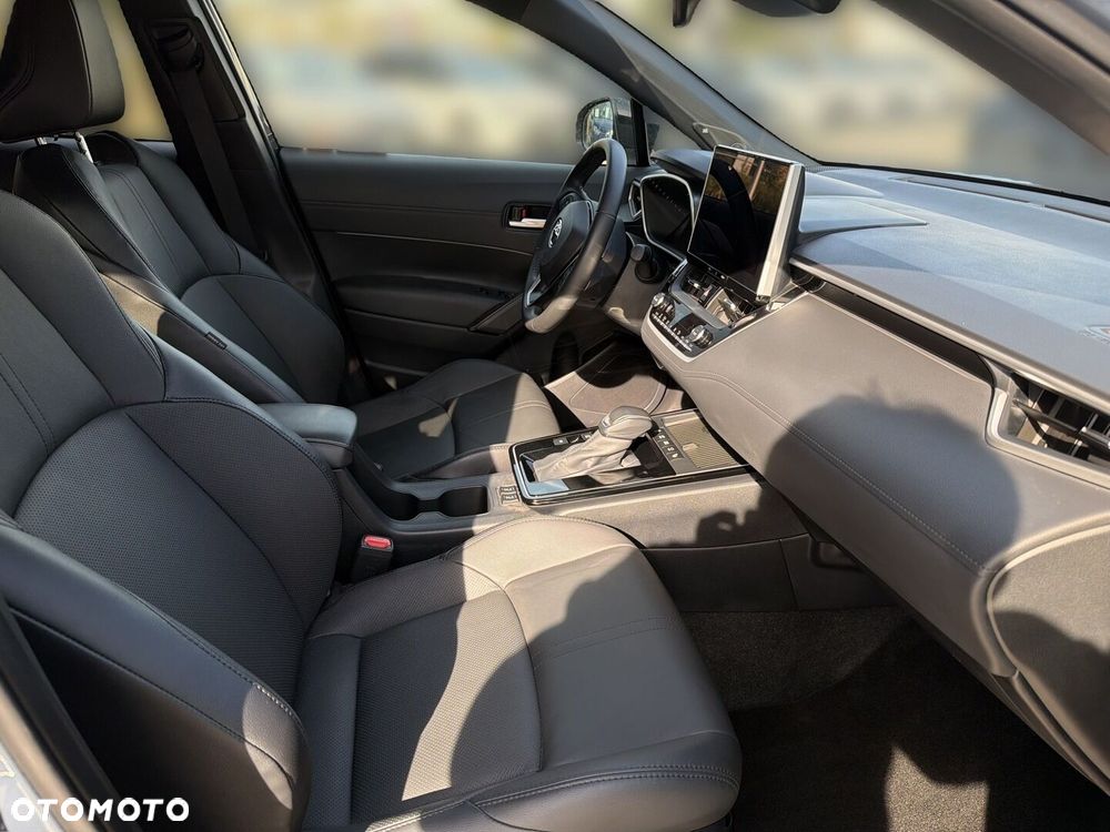 Toyota Corolla Cross - 10