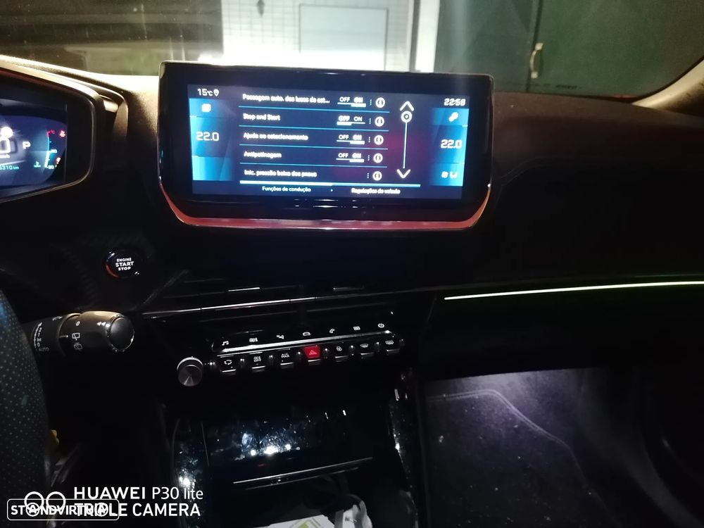 Peugeot 2008 1.5 BlueHDi GT EAT8 - 13