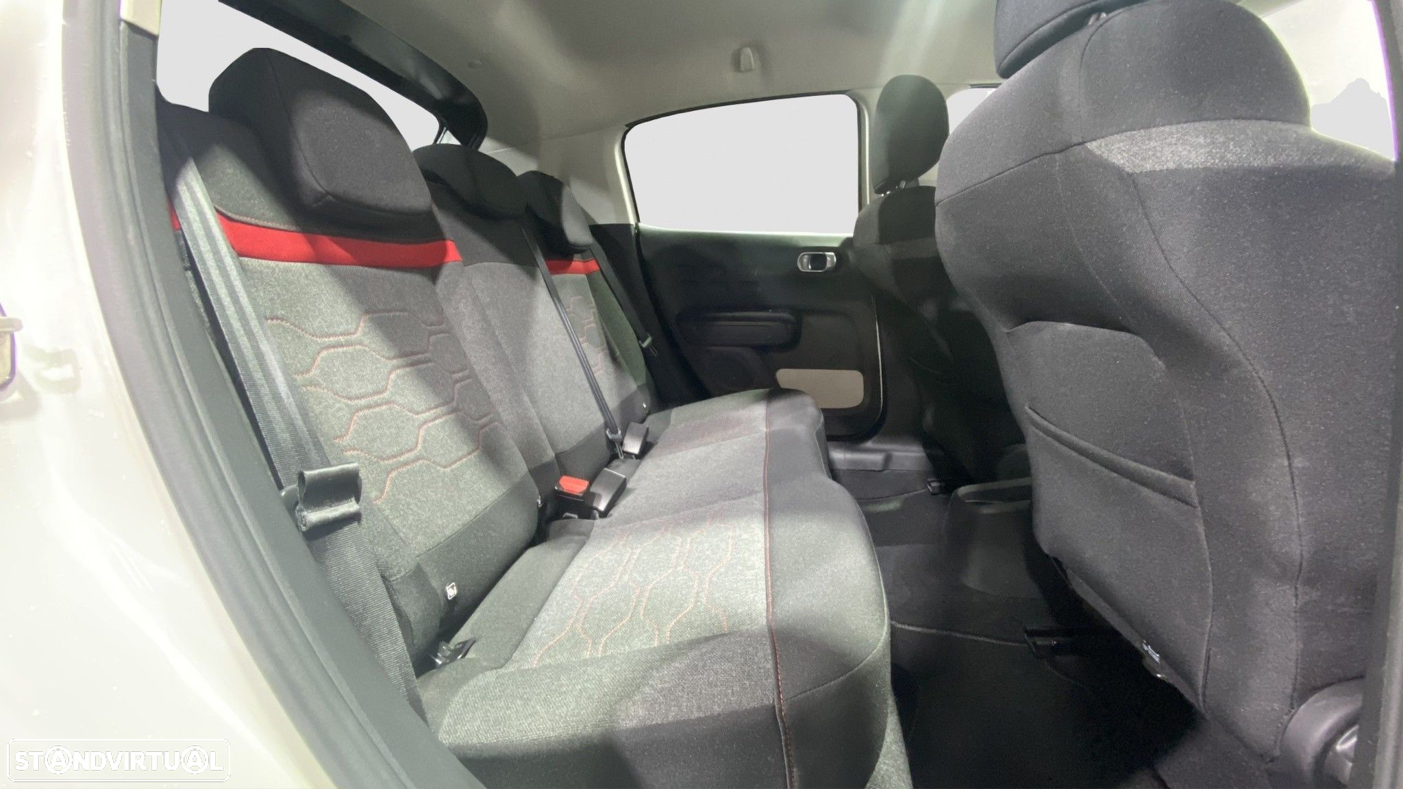 Citroën C3 1.2 PureTech Shine - 9