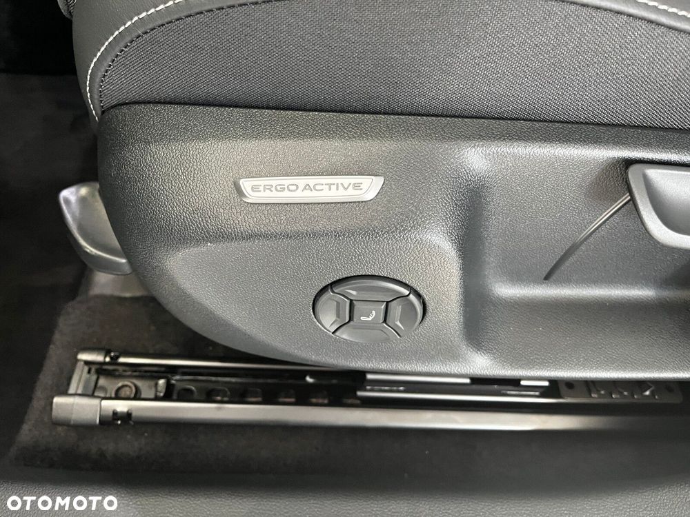Volkswagen T-Roc - 15