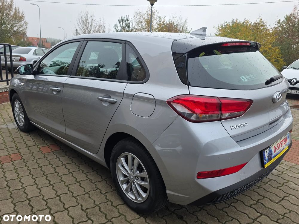 Hyundai i30 1.5 DPI Modern - 6
