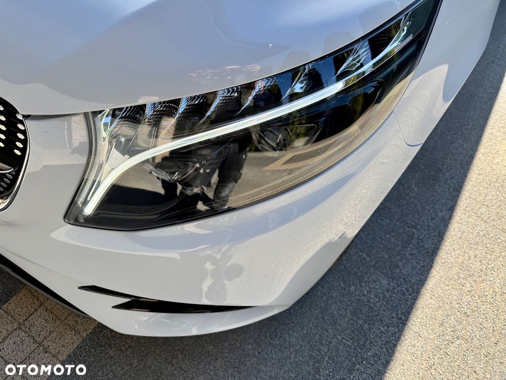 Mercedes-Benz Klasa V - 9